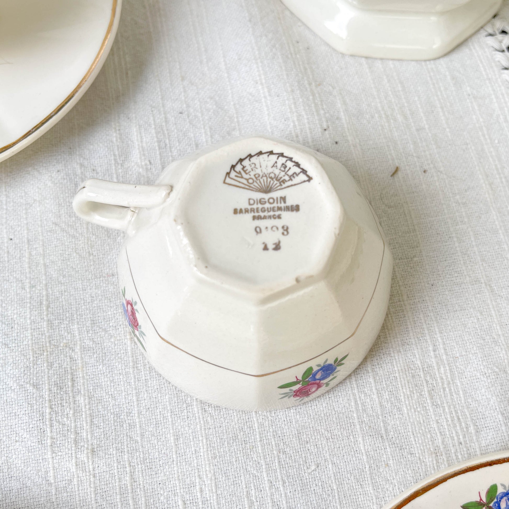 Service à thé vintage en porcelaine fleurie DIGOIN SARREGUEMINES