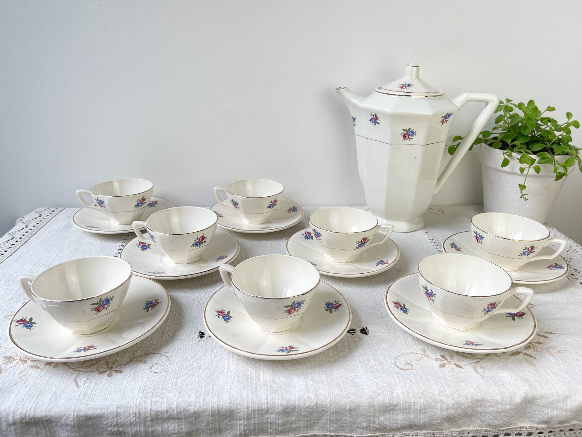 Service à thé vintage en porcelaine fleurie DIGOIN SARREGUEMINES