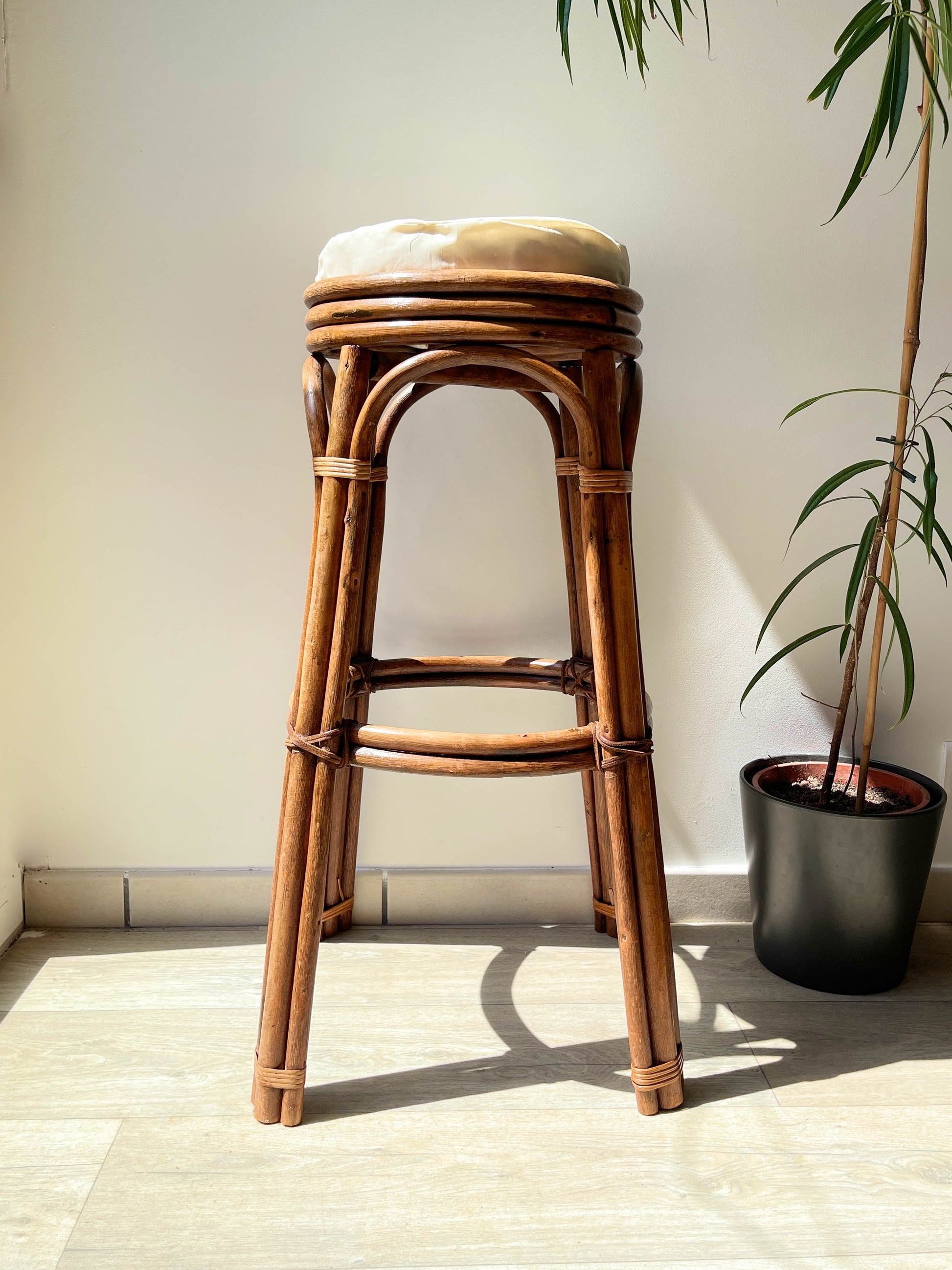 Tabouret de bar vintage en bois courbé, 1950