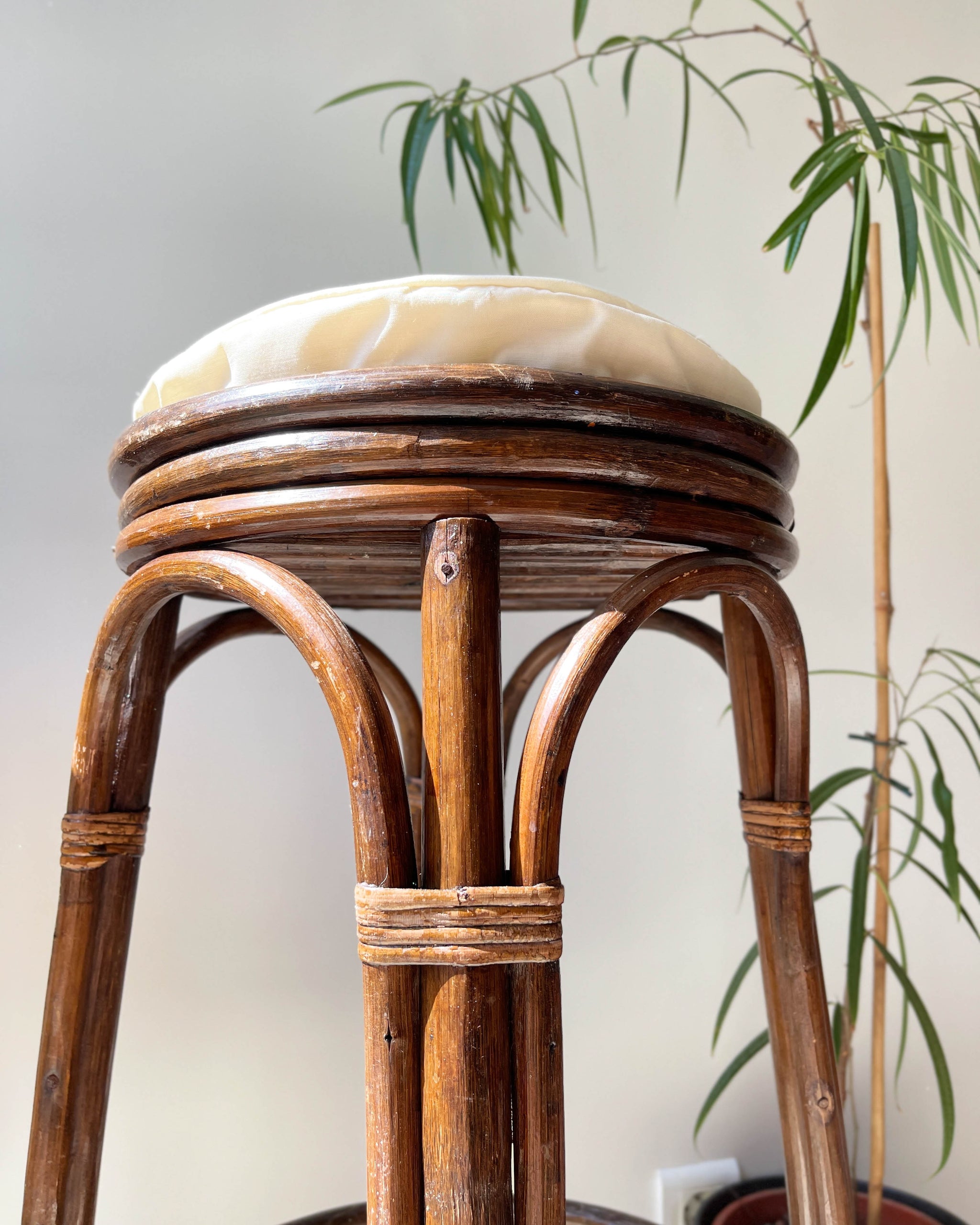 Tabouret De Bar Vintage En Bois Massif - Éditions Stella - Années 1950