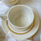 Service à café St Amand 10 personnes – Porcelaine vintage blanche et dorée