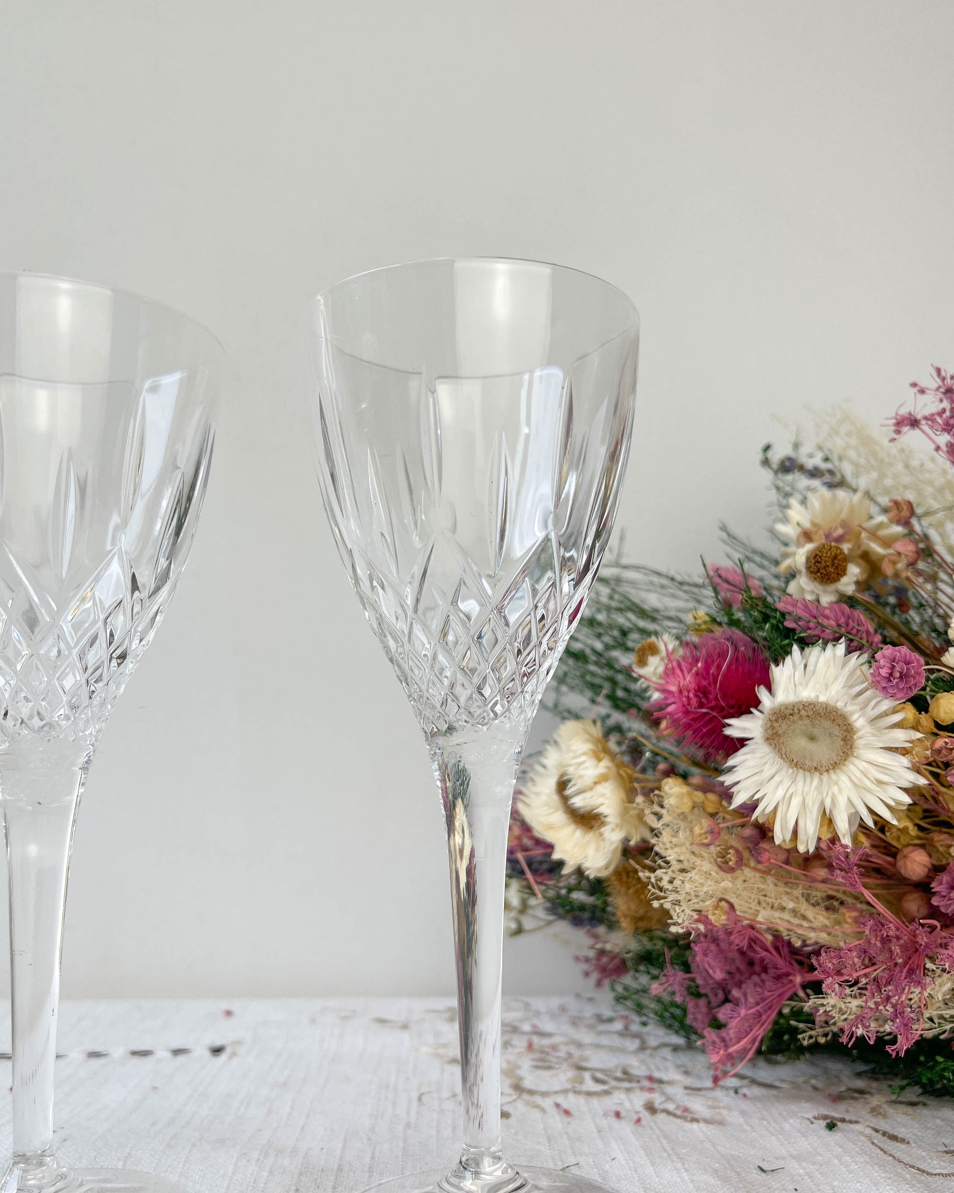 Verres en cristal ciselé vintage