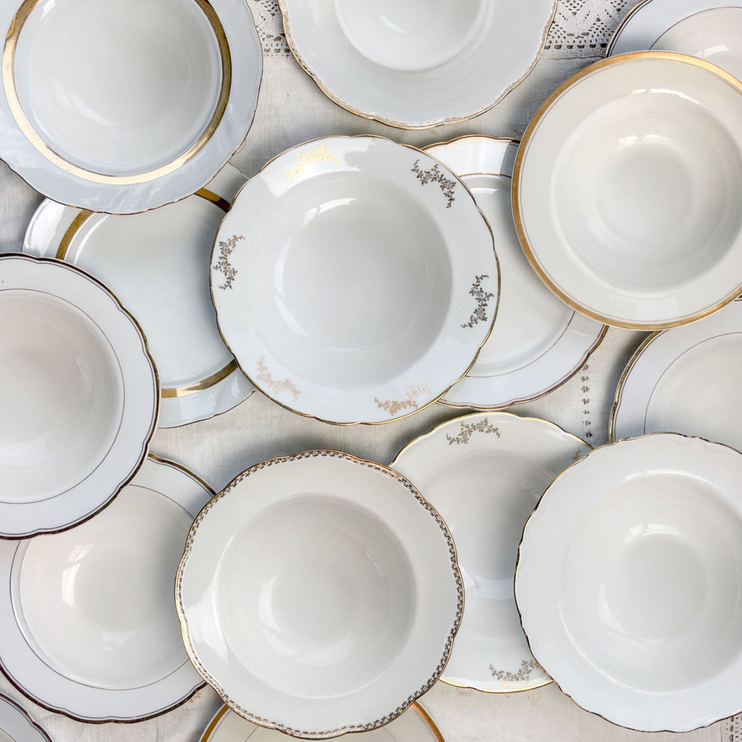 Assiette CREUSE vintage PORCELAINE blanche, dorée – vendue à l’UNITÉ