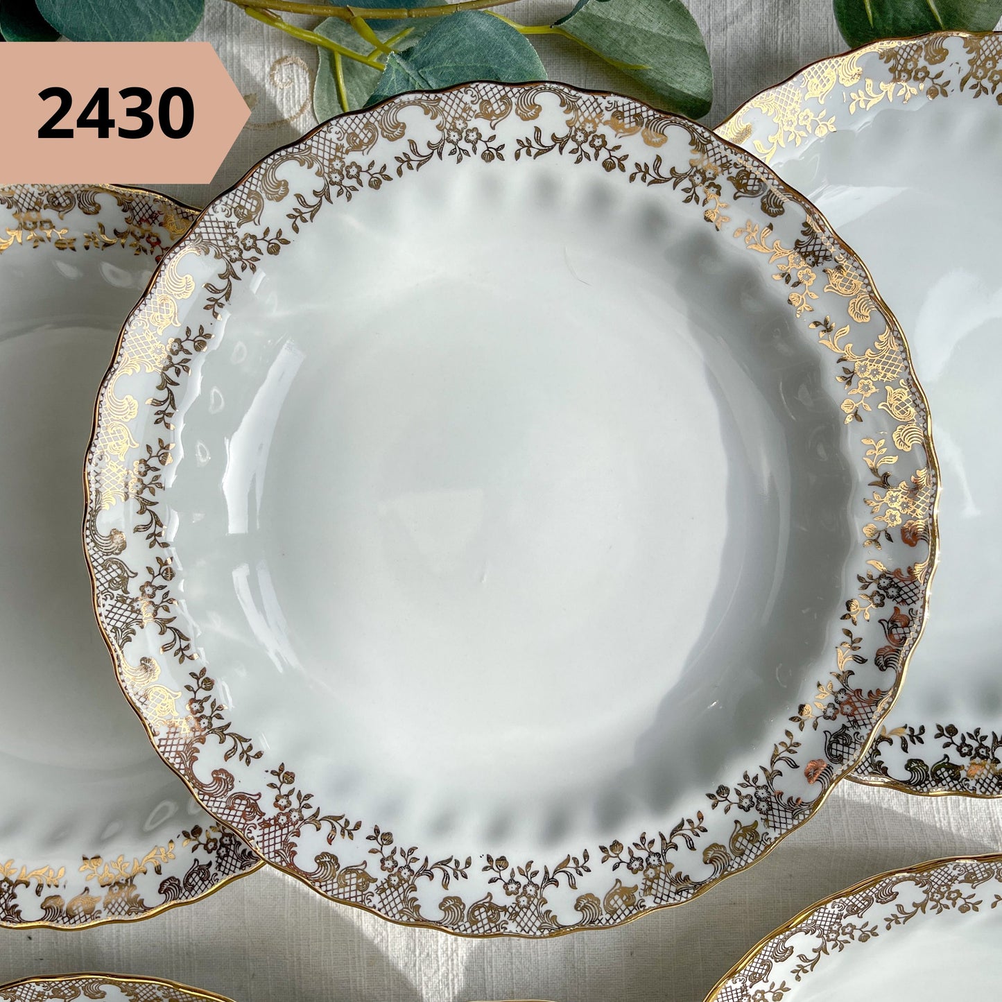 Assiette CREUSE vintage PORCELAINE blanche, dorée – vendue à l’UNITÉ