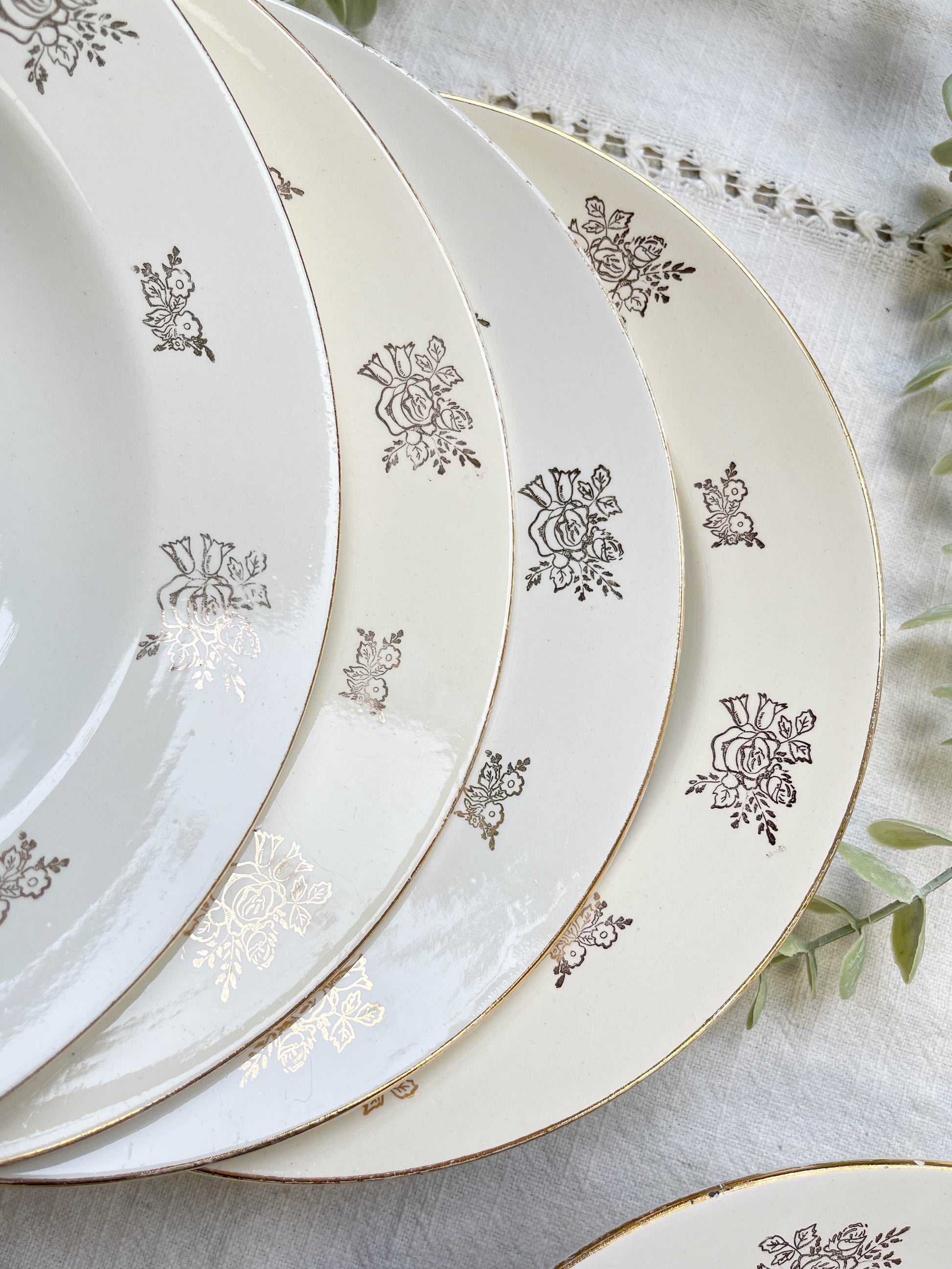 6 Assiettes creuses vintage en porcelaine DIGOIN & SARREGUEMINES France 1950 petites fleurs dorées
