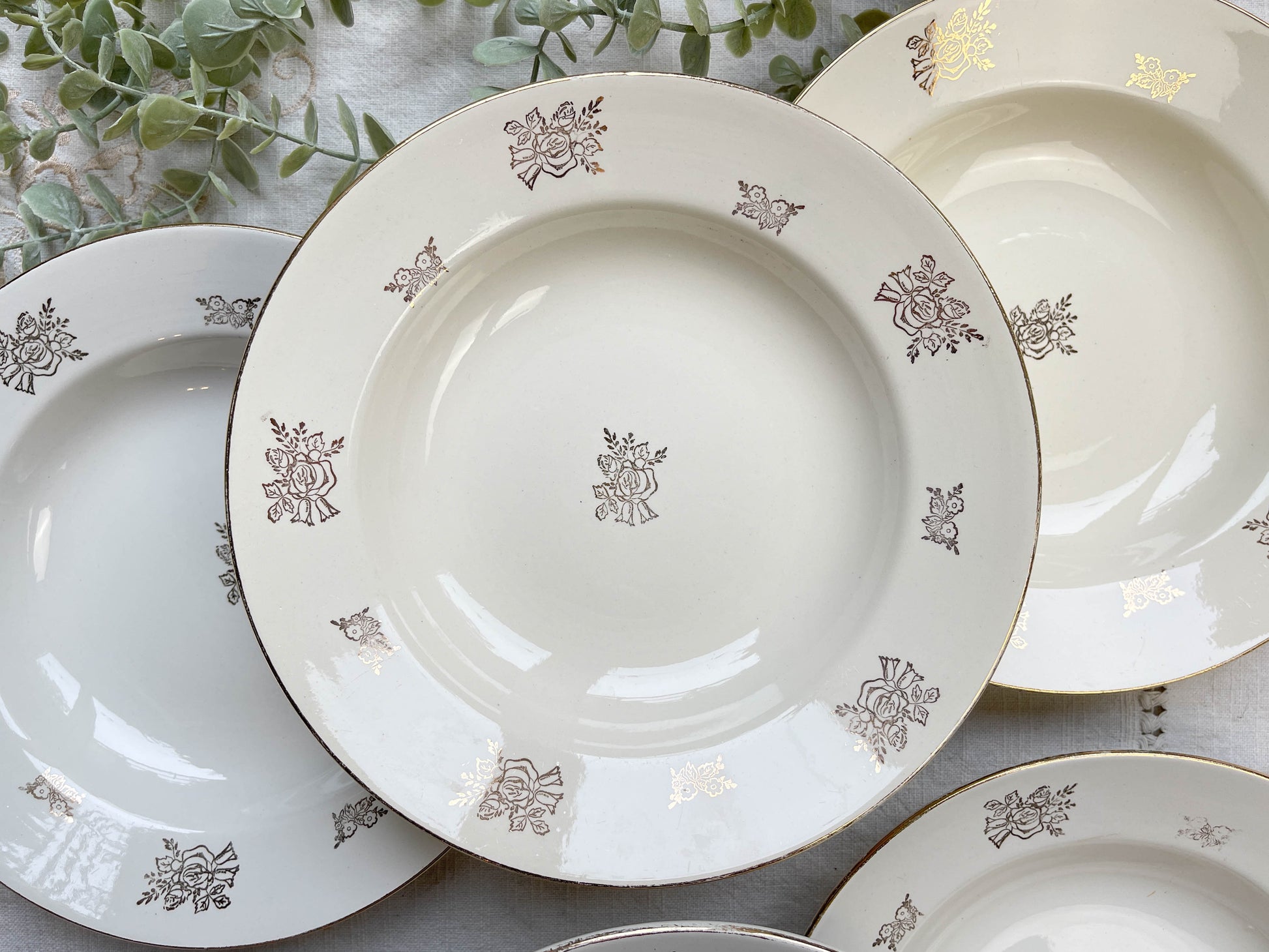 6 Assiettes creuses vintage en porcelaine DIGOIN & SARREGUEMINES France 1950 petites fleurs dorées