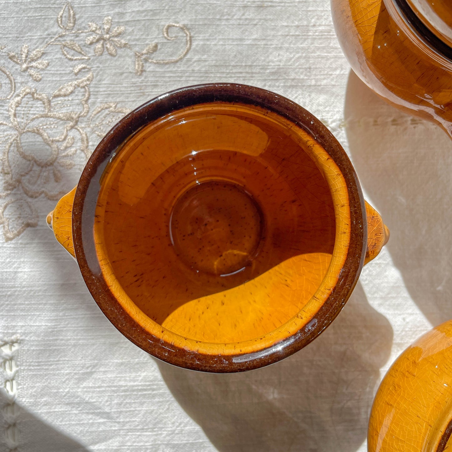 5 bols tête de lion vintage en grès ocre moucheté style Emile Henry – Made in France