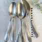 Ensemble de 6 cuillères à soupe vintage dépareillées