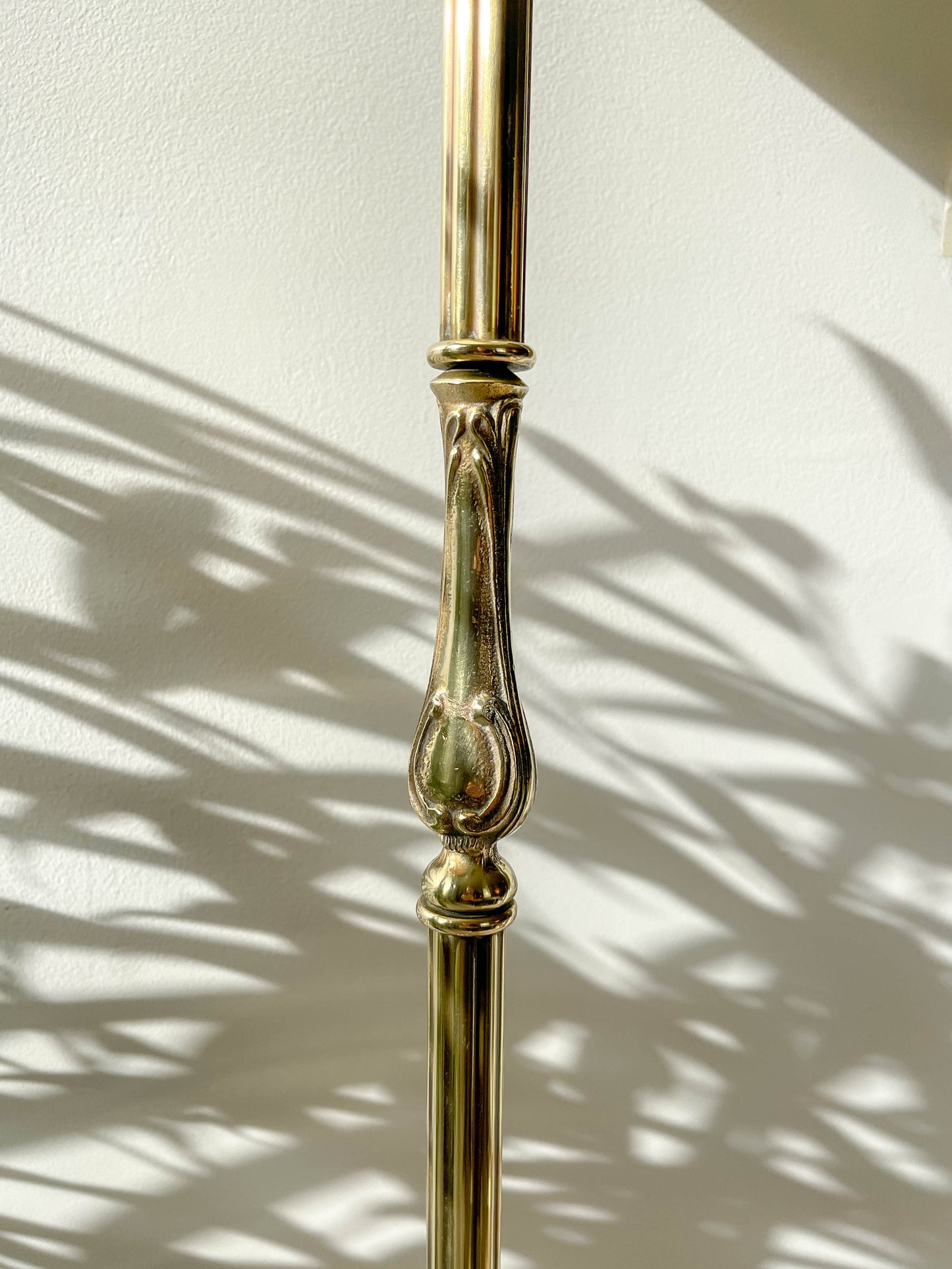 Lampadaire tripode vintage bronze & laiton des années 60/70 – Hauteur réglable 190 cm