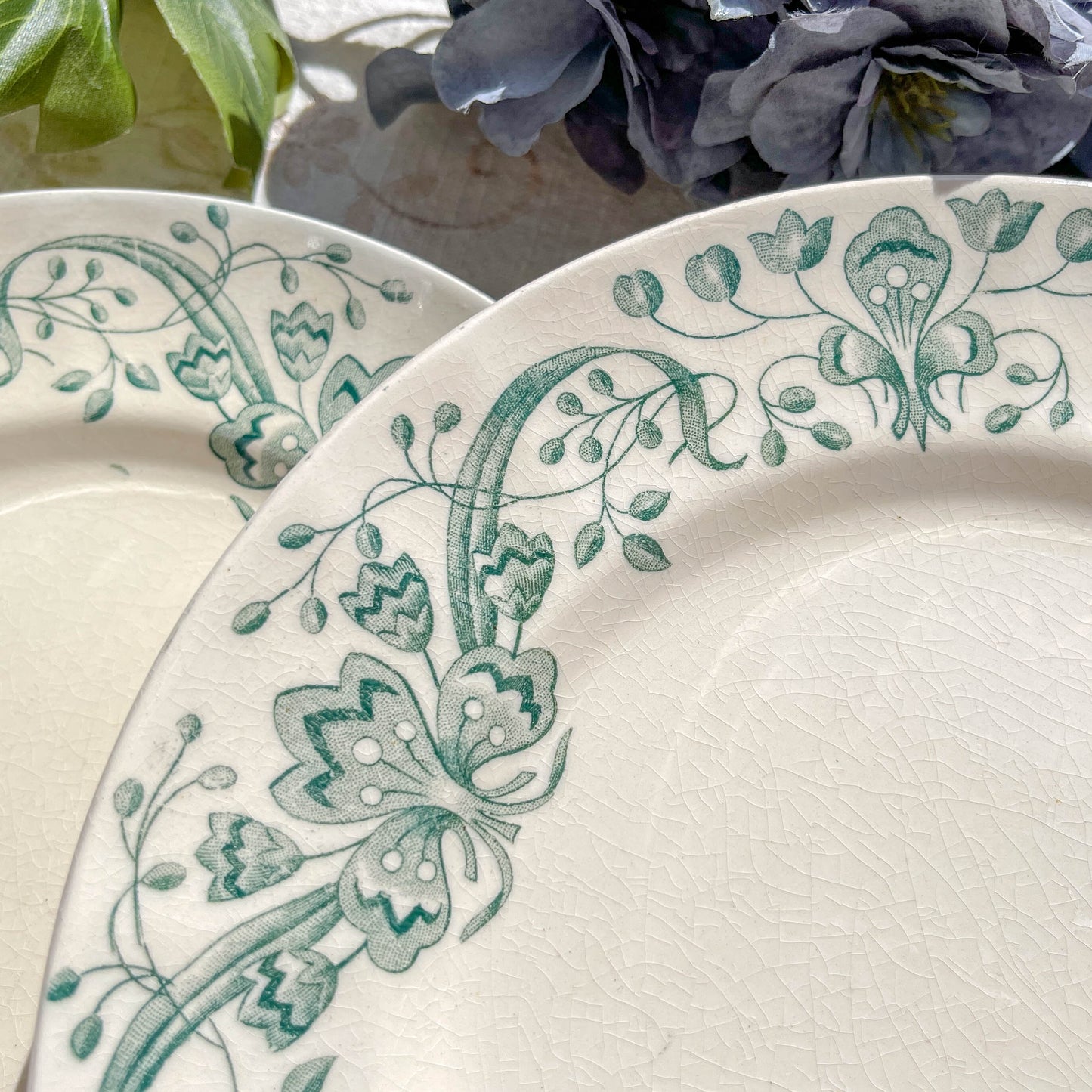 Lot de 6 Petites Assiettes Anciennes Terre de Fer "Figuig" – Longchamp XIXe 