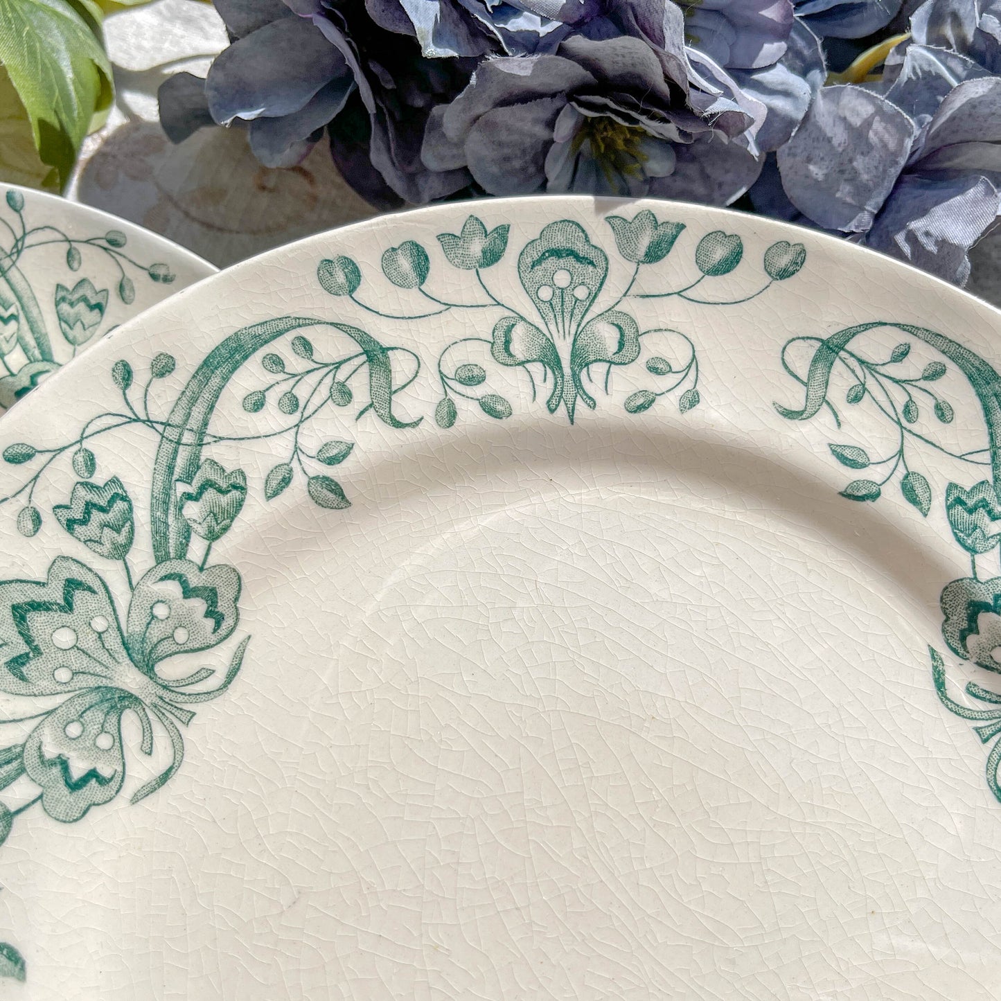 Lot de 6 Petites Assiettes Anciennes Terre de Fer "Figuig" – Longchamp XIXe 