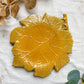 Plat en faïence ocre feuille de chêne vintage signé AEGITNA Vallauris 1950, vaisselle décorative artisanale française

