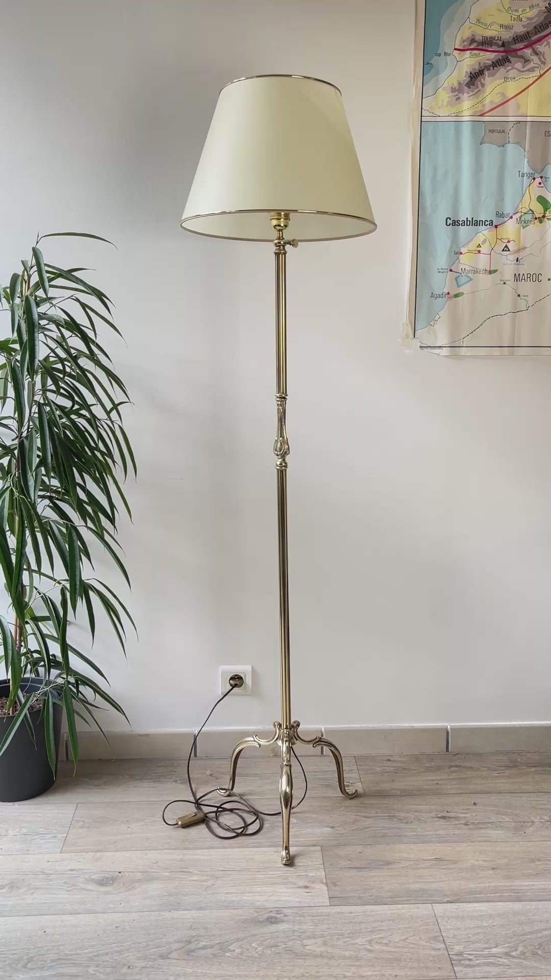 Lampadaire tripode vintage bronze & laiton des années 60/70 – Hauteur réglable 190 cm