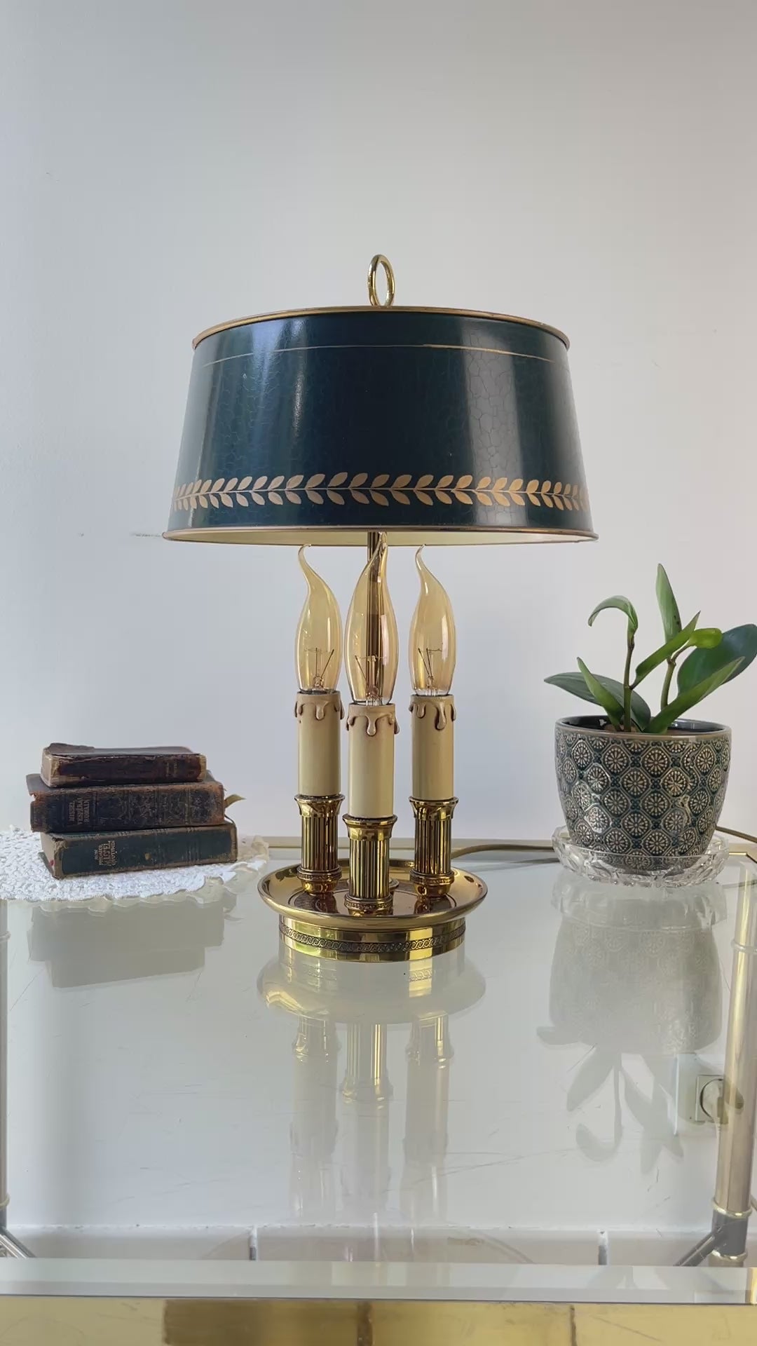 Lampe bouillotte vintage style Empire – bronze doré & abat-jour vert laurier – 3 bras bougie