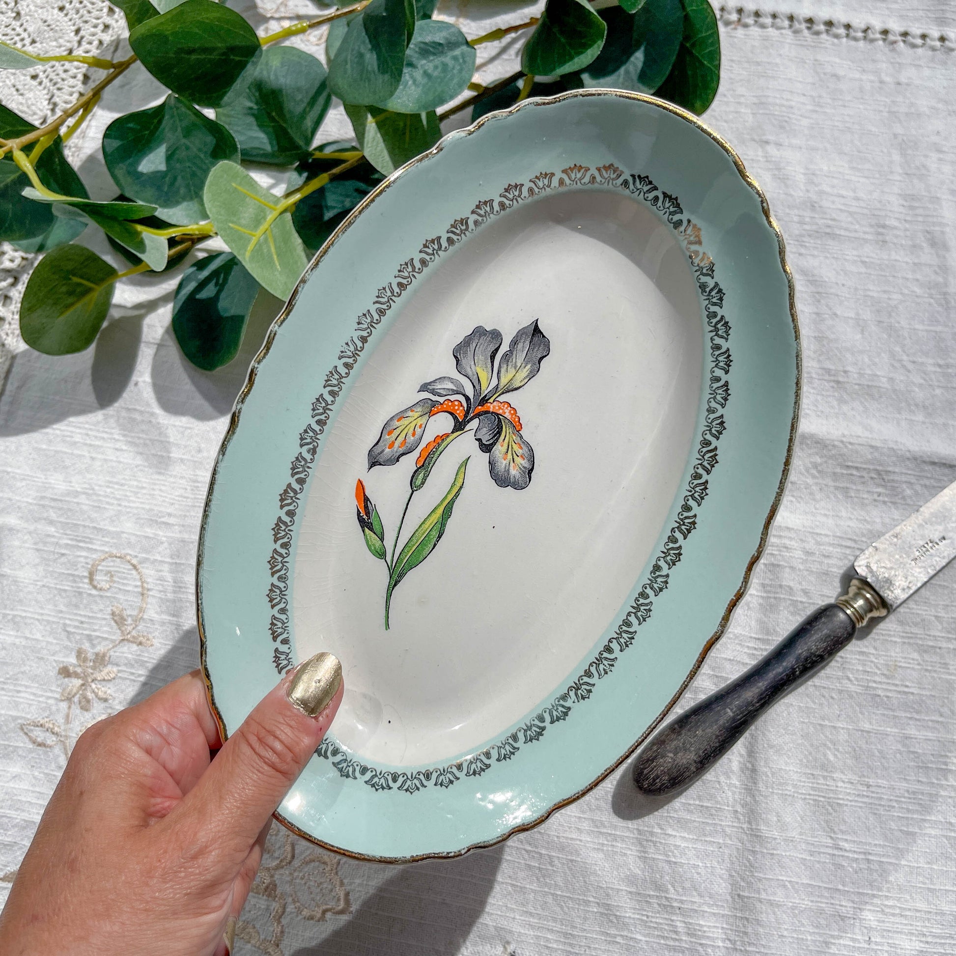 Ravier en porcelaine vintage blanche verte Iris Moulin des Loups "Sargosse" 1950s
