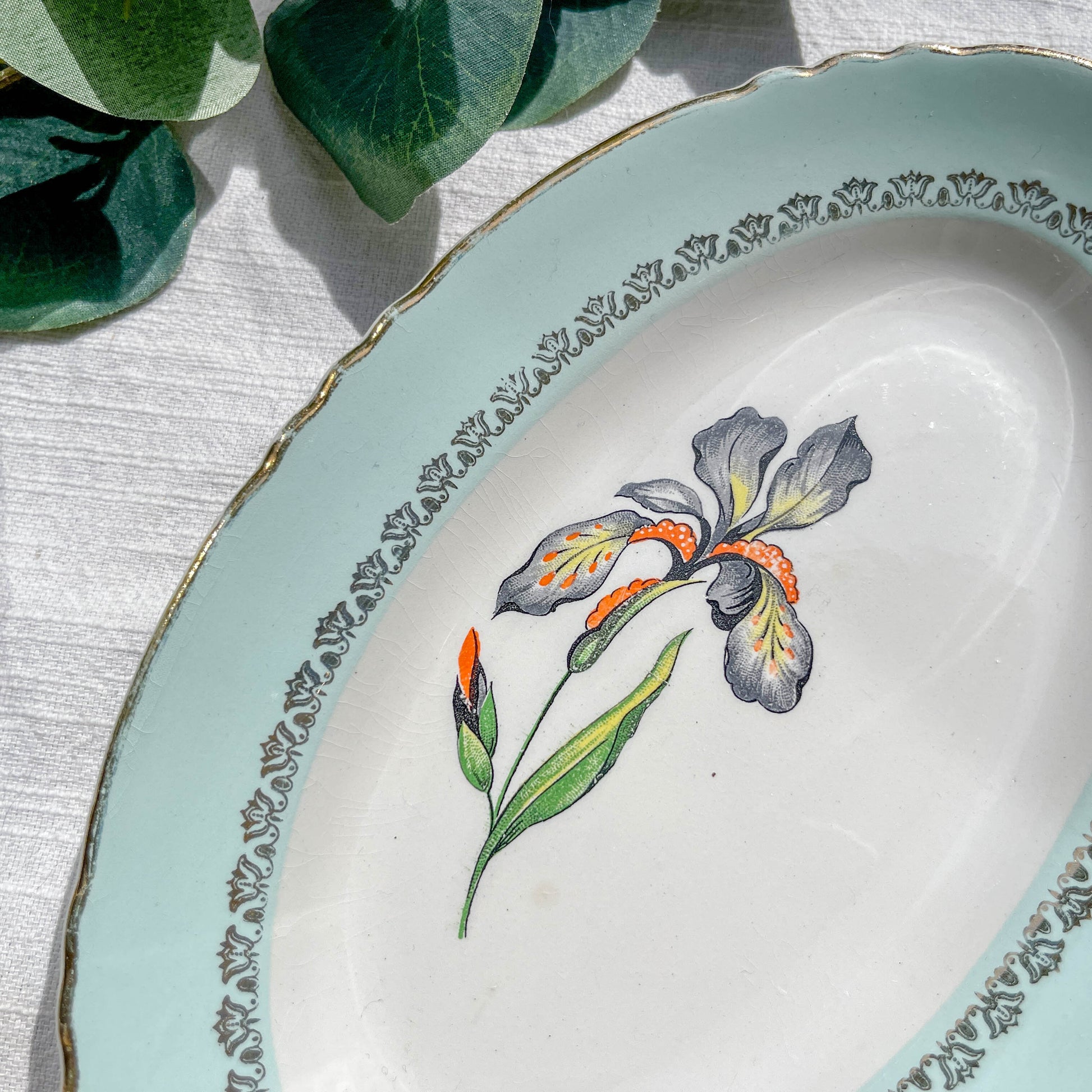 Ravier en porcelaine vintage blanche verte Iris Moulin des Loups "Sargosse" 1950s