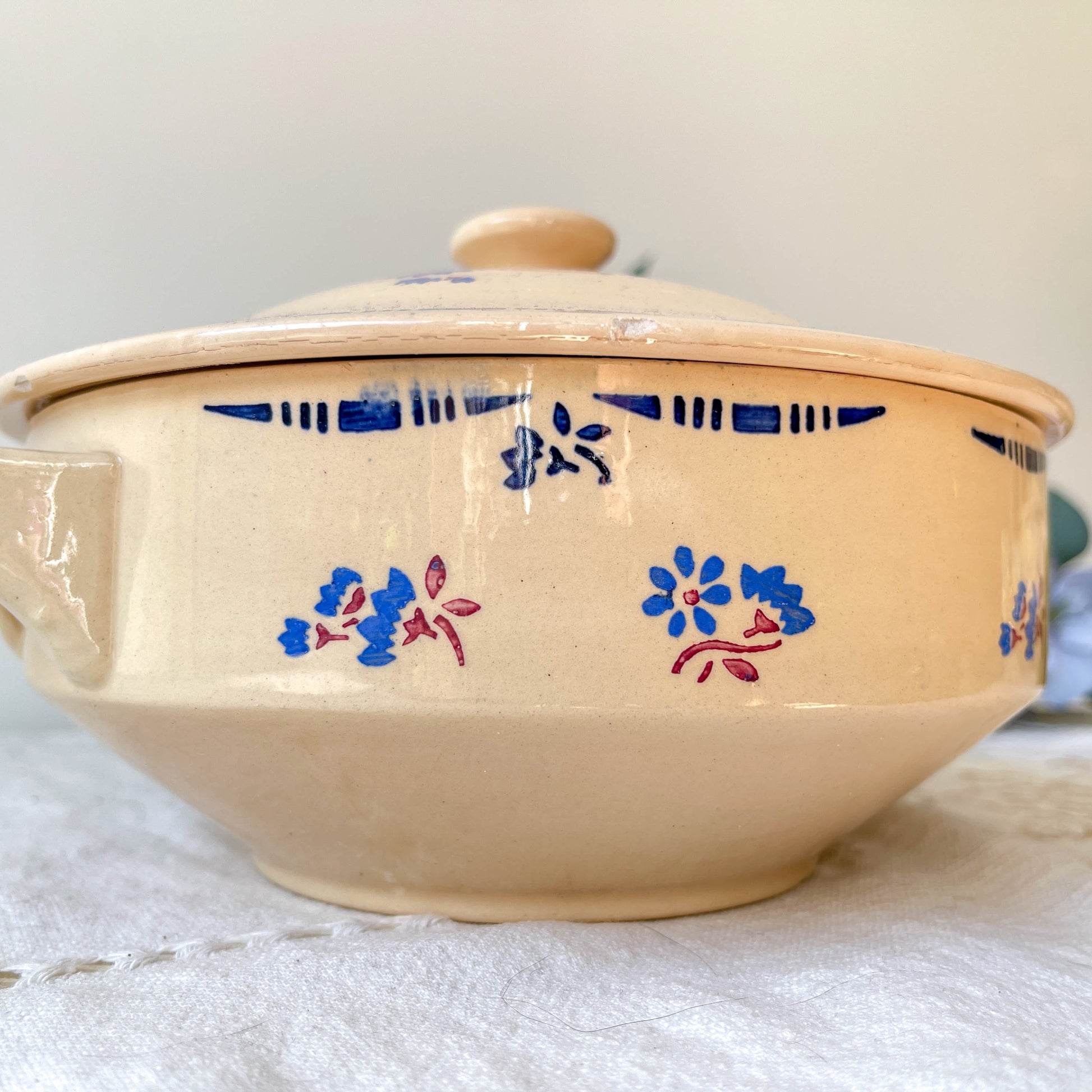 Petite soupière porcelaine vintage K&g Luneville "Flore" 1950s petites fleures bleues