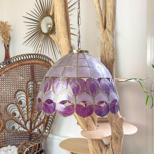Suspension en nacre de Capiz et laiton vintage bicolore violette – Lustre style Art déco
