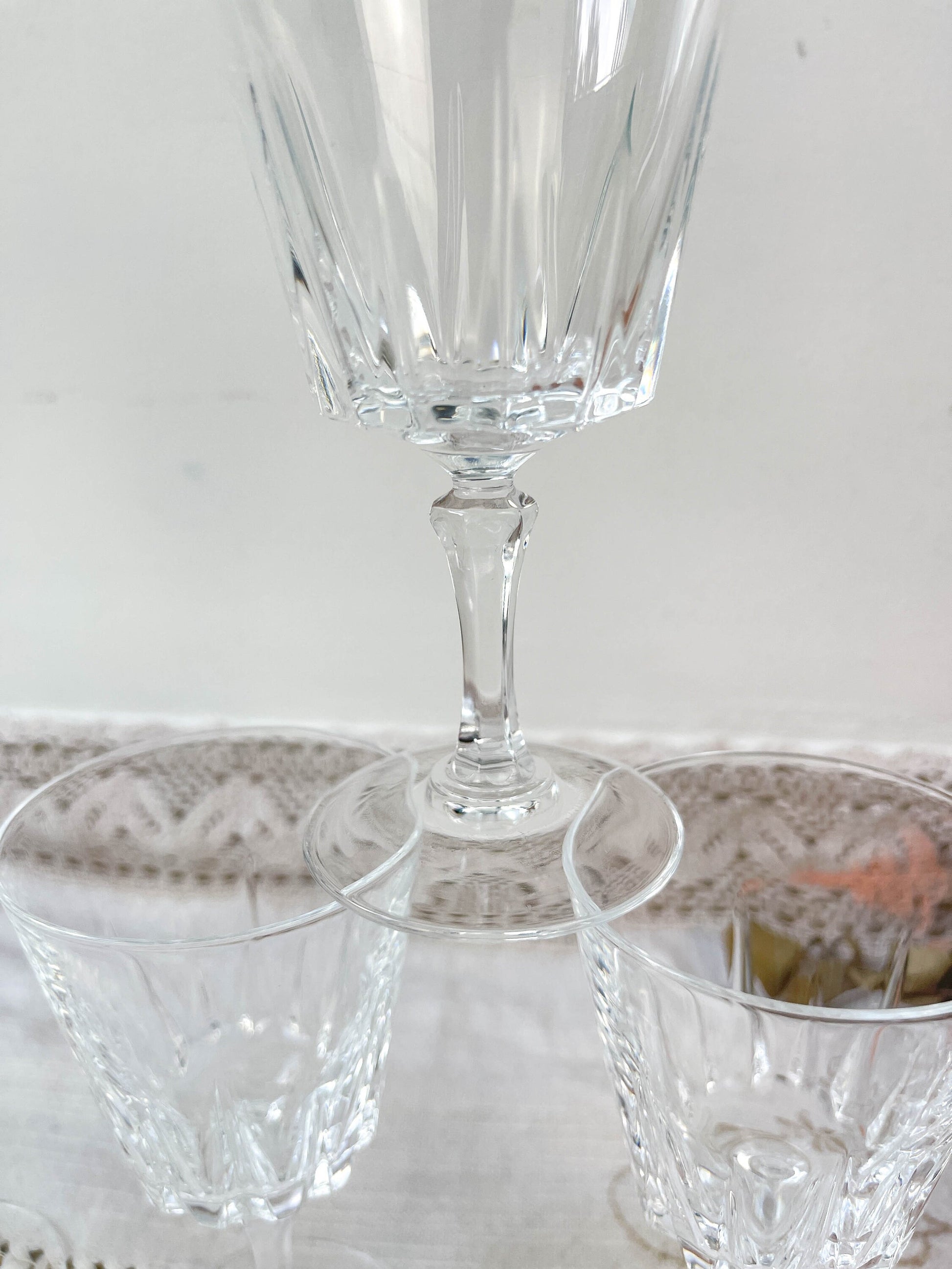 6 Verres à vin blanc Cristal D'Arques modèle VERSAILLES