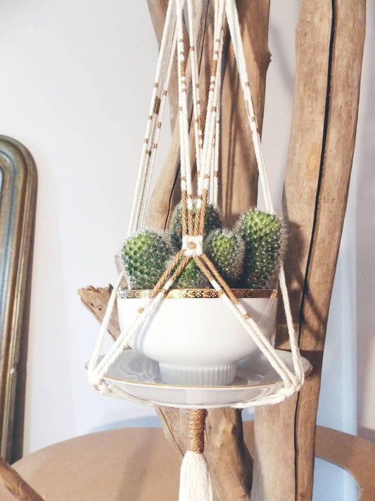 Suspension en crochet porte plante - violn.fr