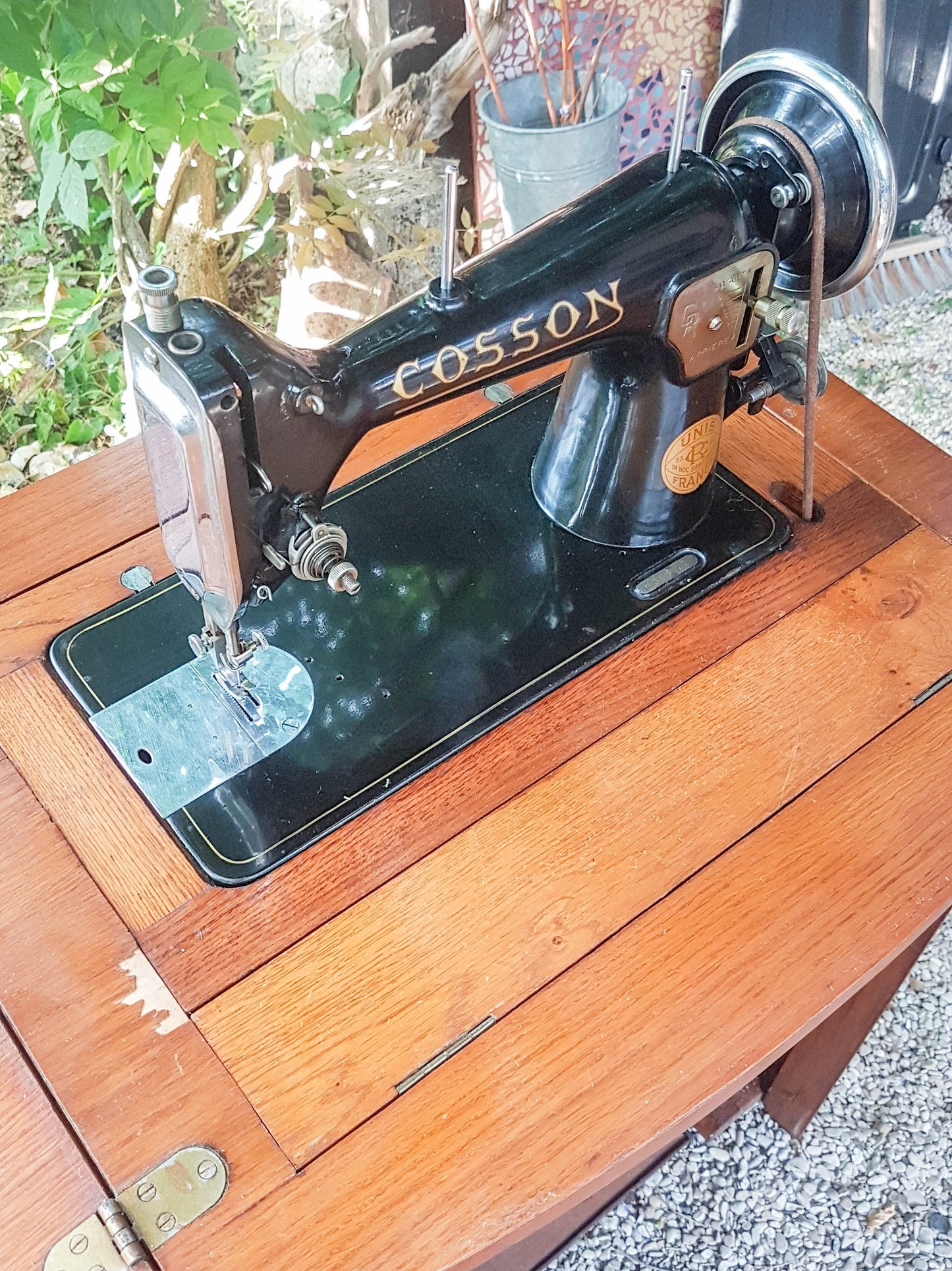 Machine à coudre COSSON intégré dans un meuble en bois 1940 Made in France - violn.fr
