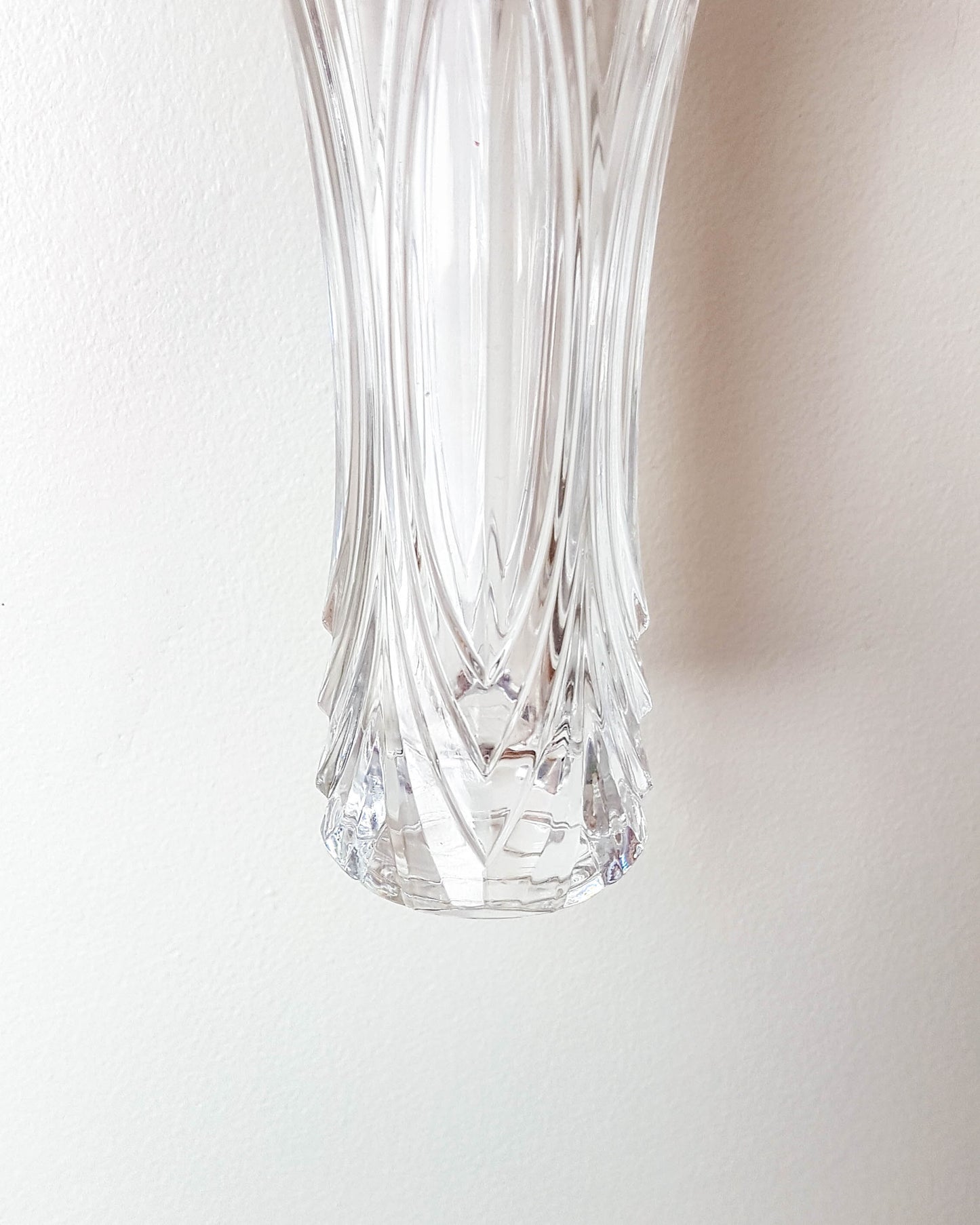 Vase Cristal d'Arques motif ciselés - violn.fr