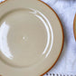 3 Assiettes en grès beige Tulowice Poland de 1950 - violn.fr